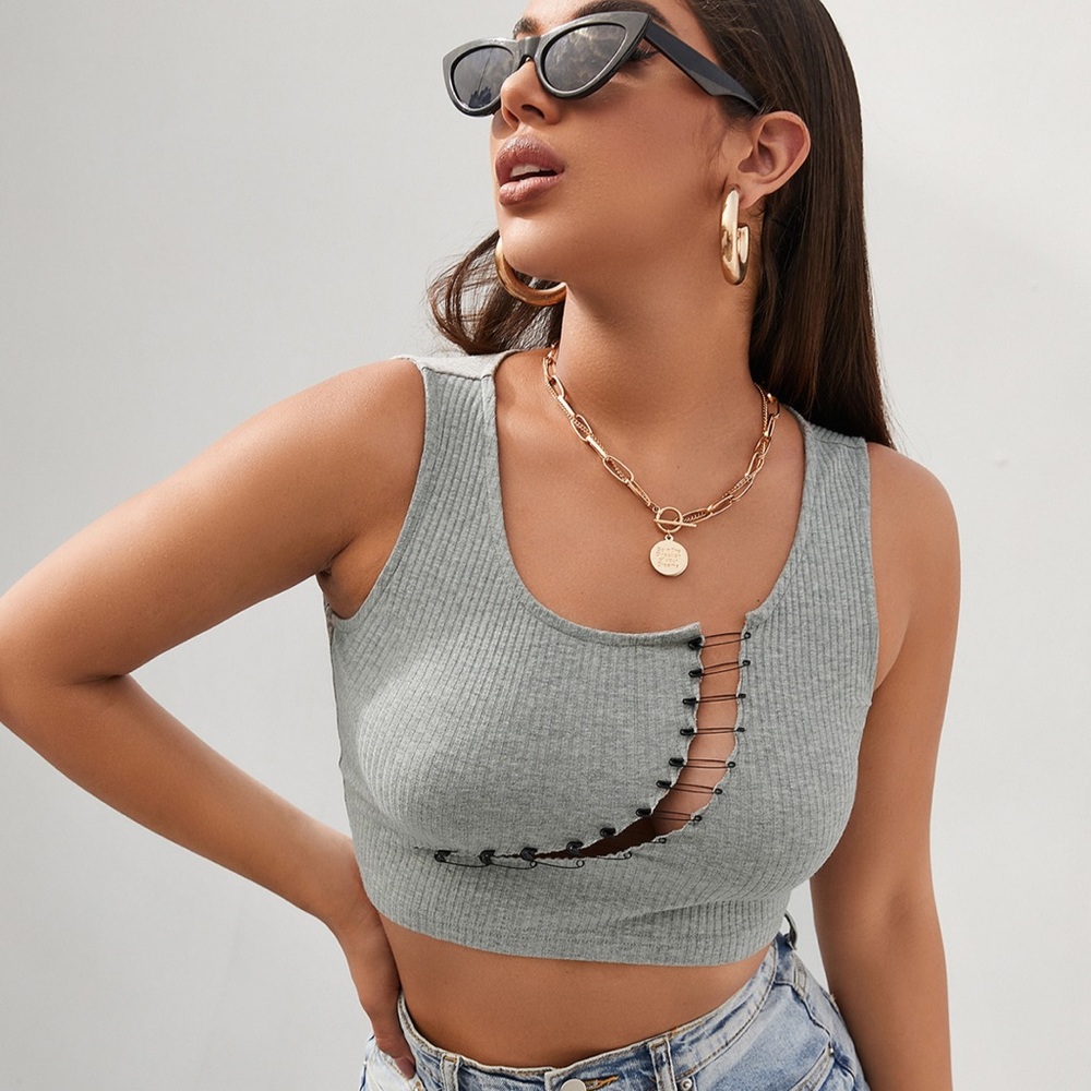 SHEIN Gray Ribbed Crop Top